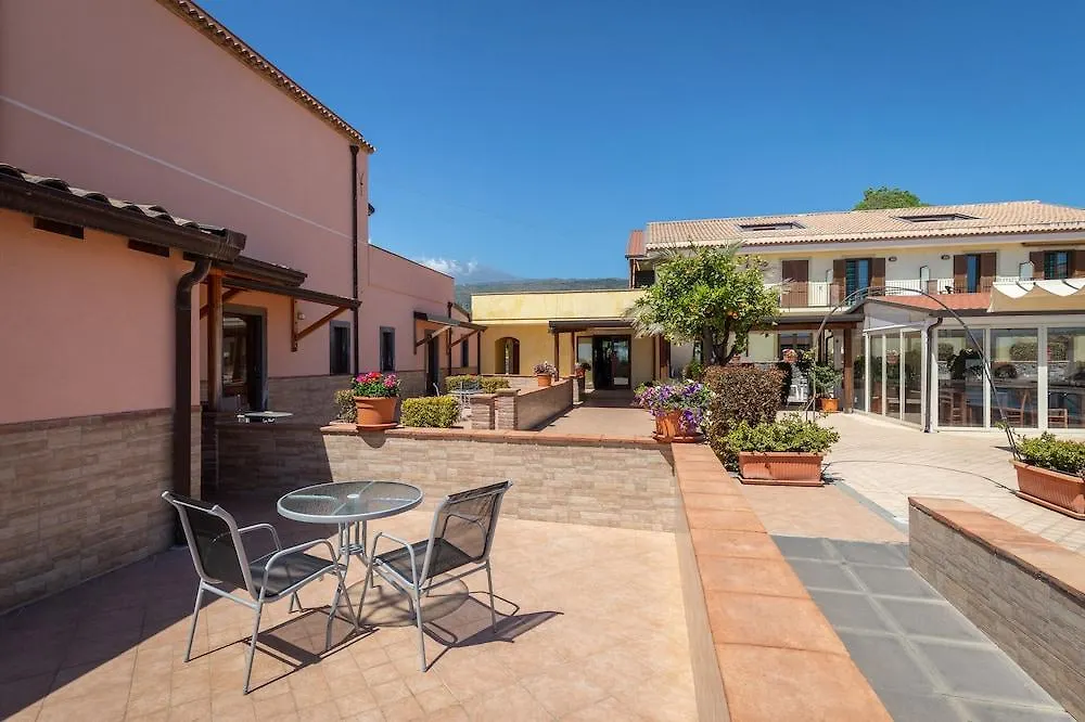 La Terra Dei Sogni Country Hotel Fiumefreddo di Sicilia Italy
