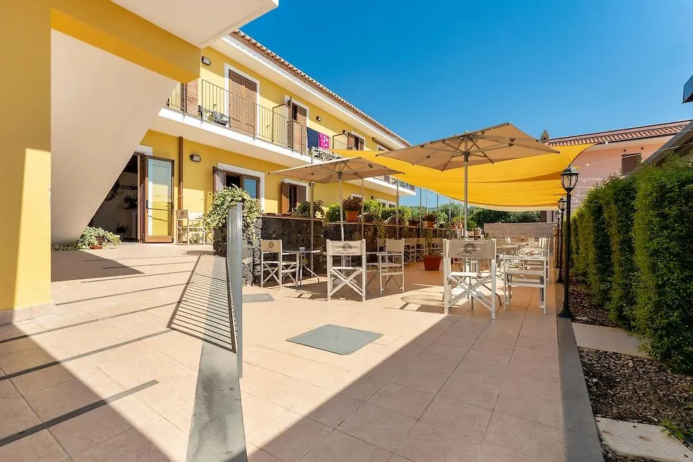 La Terra Dei Sogni Country Hotel Fiumefreddo di Sicilia