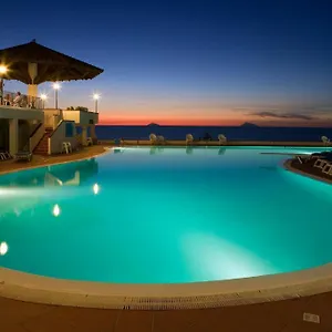 Ferienpark Th Gioiosa Mare - Capo Calava Village, Gioiosa Marea