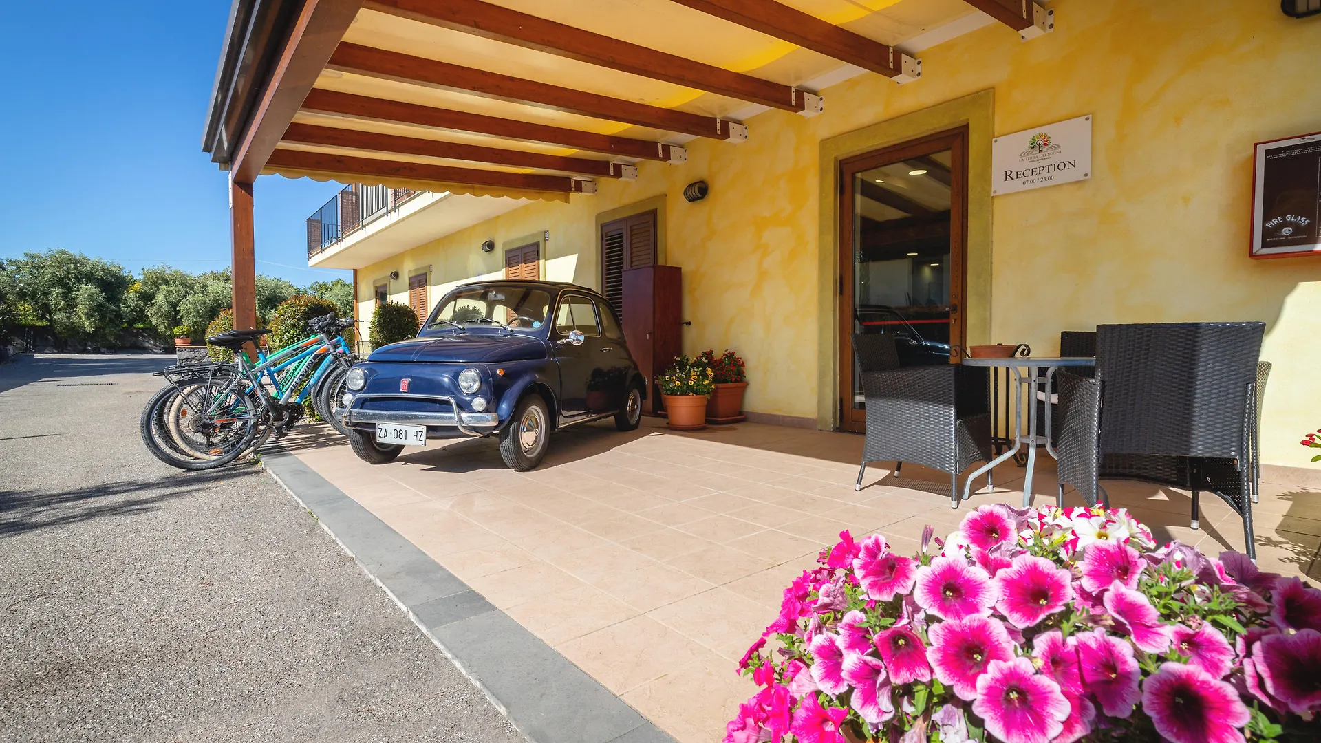 פיומפרדו די סיציליה La Terra Dei Sogni Country Hotel 3*, פיומפרדו די סיציליה